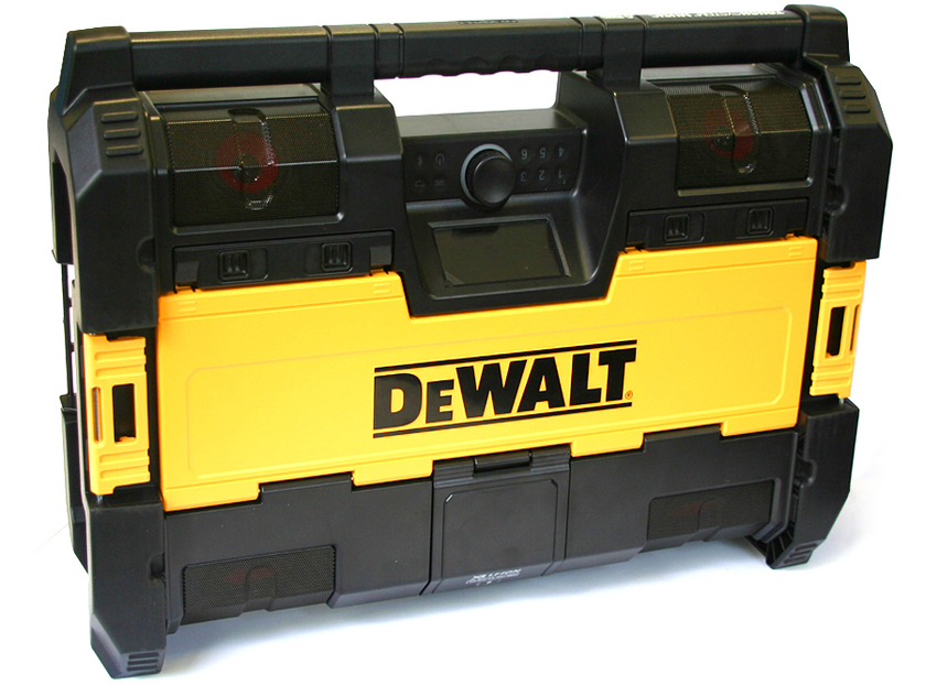 Prezentacja radia budowlanego Dewalt ToughSystem Music